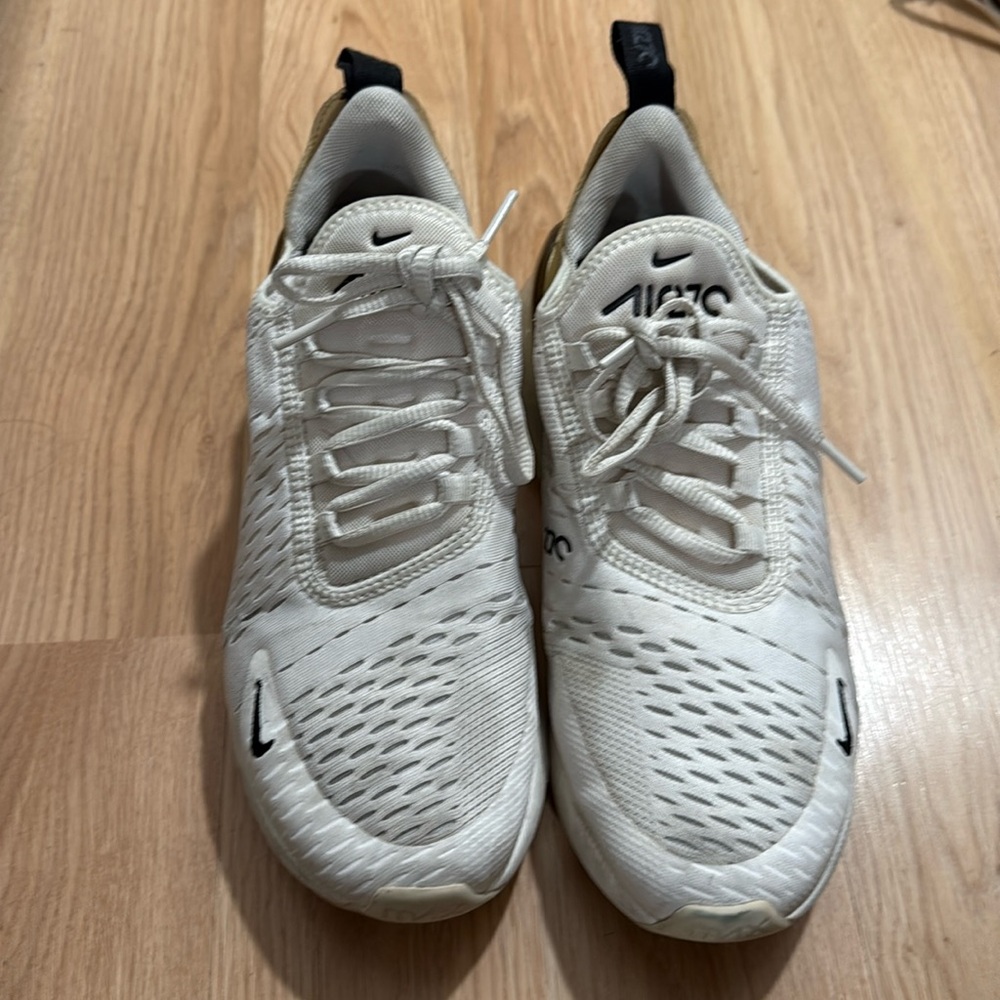 Nike Air 270